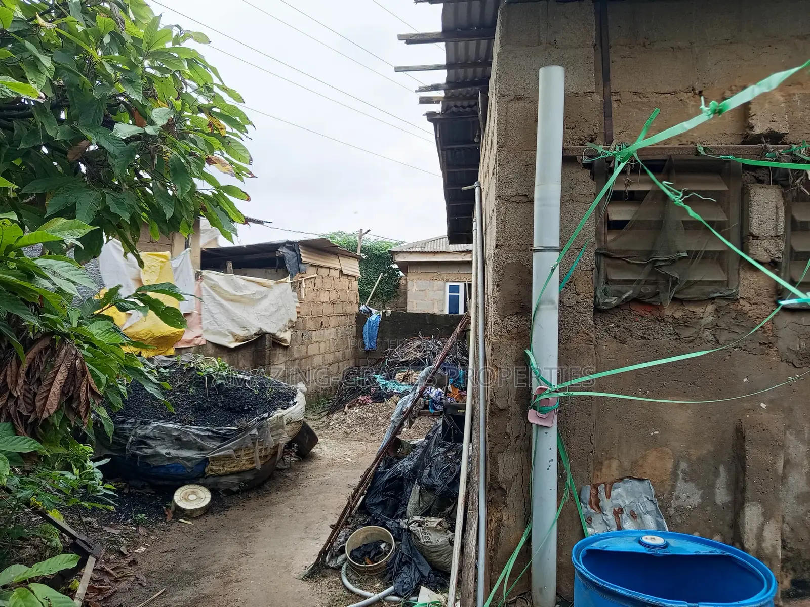 Land for Sale 30ft × 60ft in Egbeda