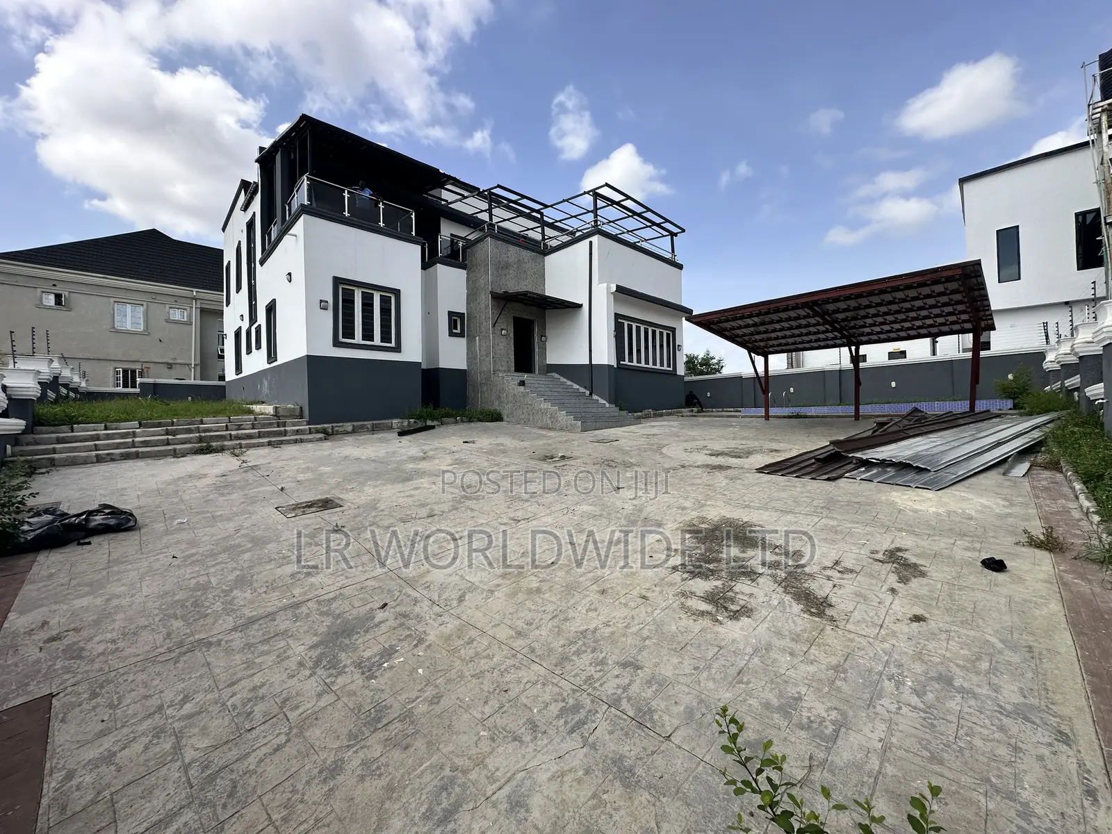5bdrm Duplex in Lugbe District for rent in Lugbe District