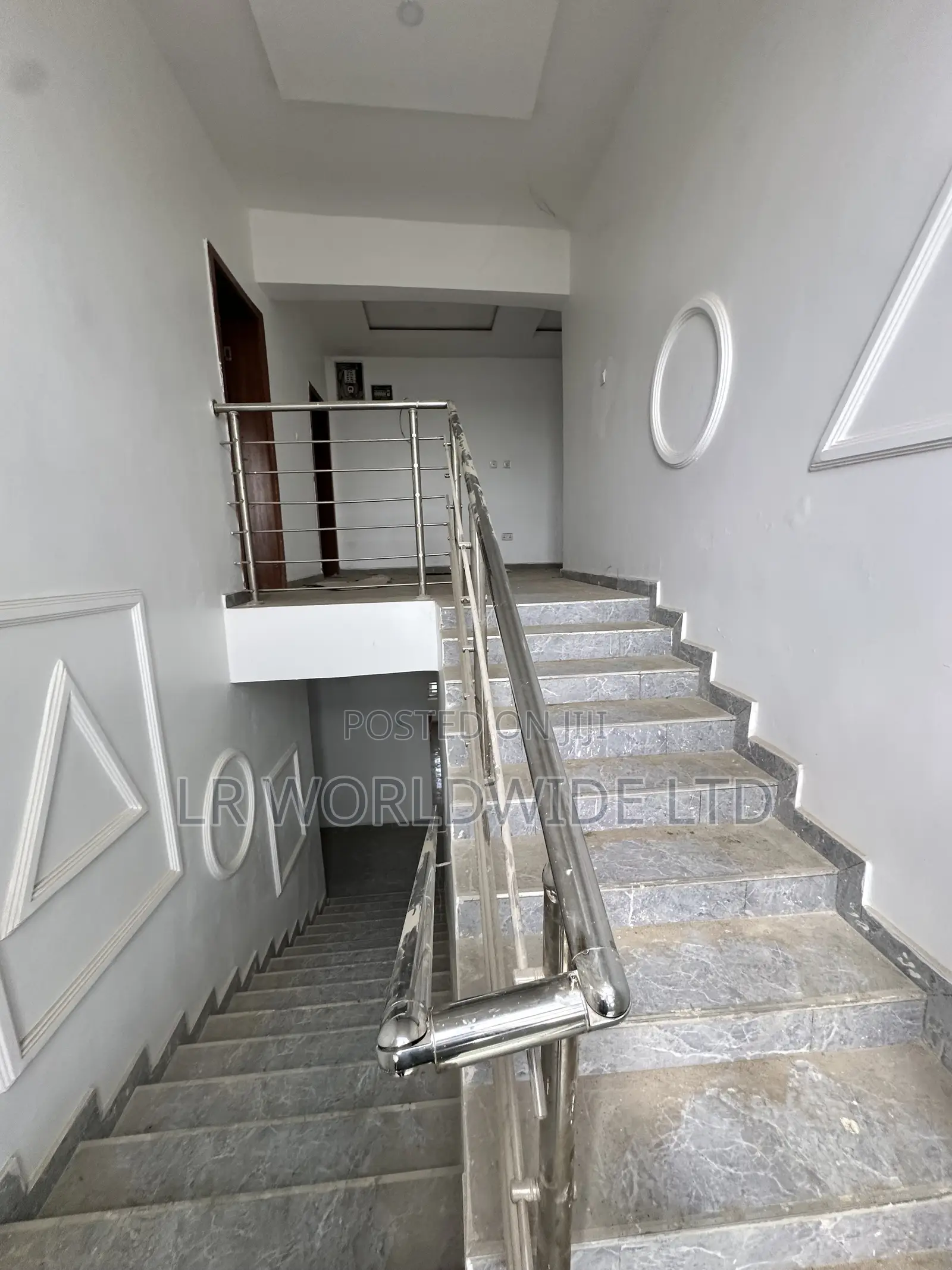 5bdrm Duplex in Lugbe District for rent in Lugbe District