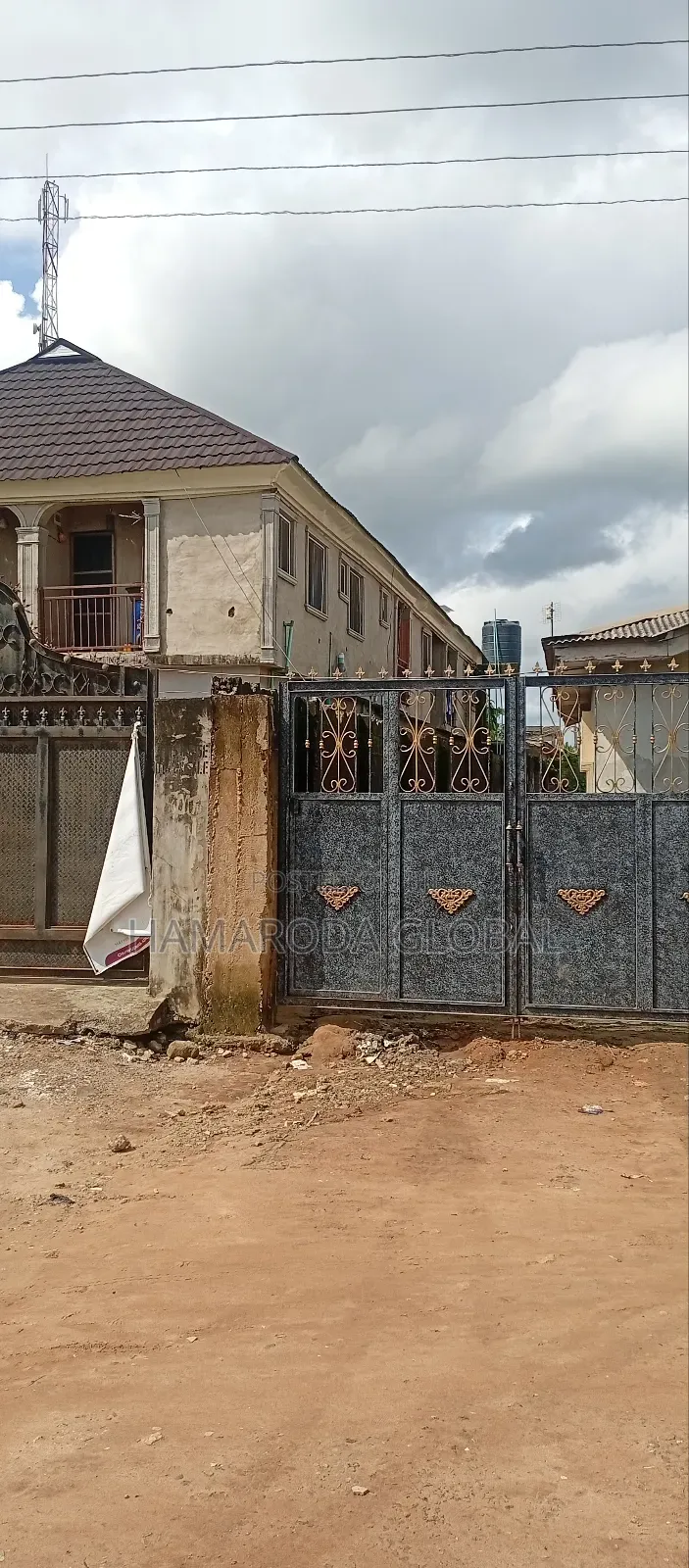 11bdrm Block of Flats in Ijegun, Alimosho for sale in Alimosho