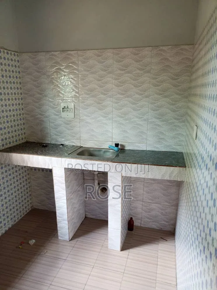 1bdrm Bungalow in Paroza, Uyo for rent in Uyo