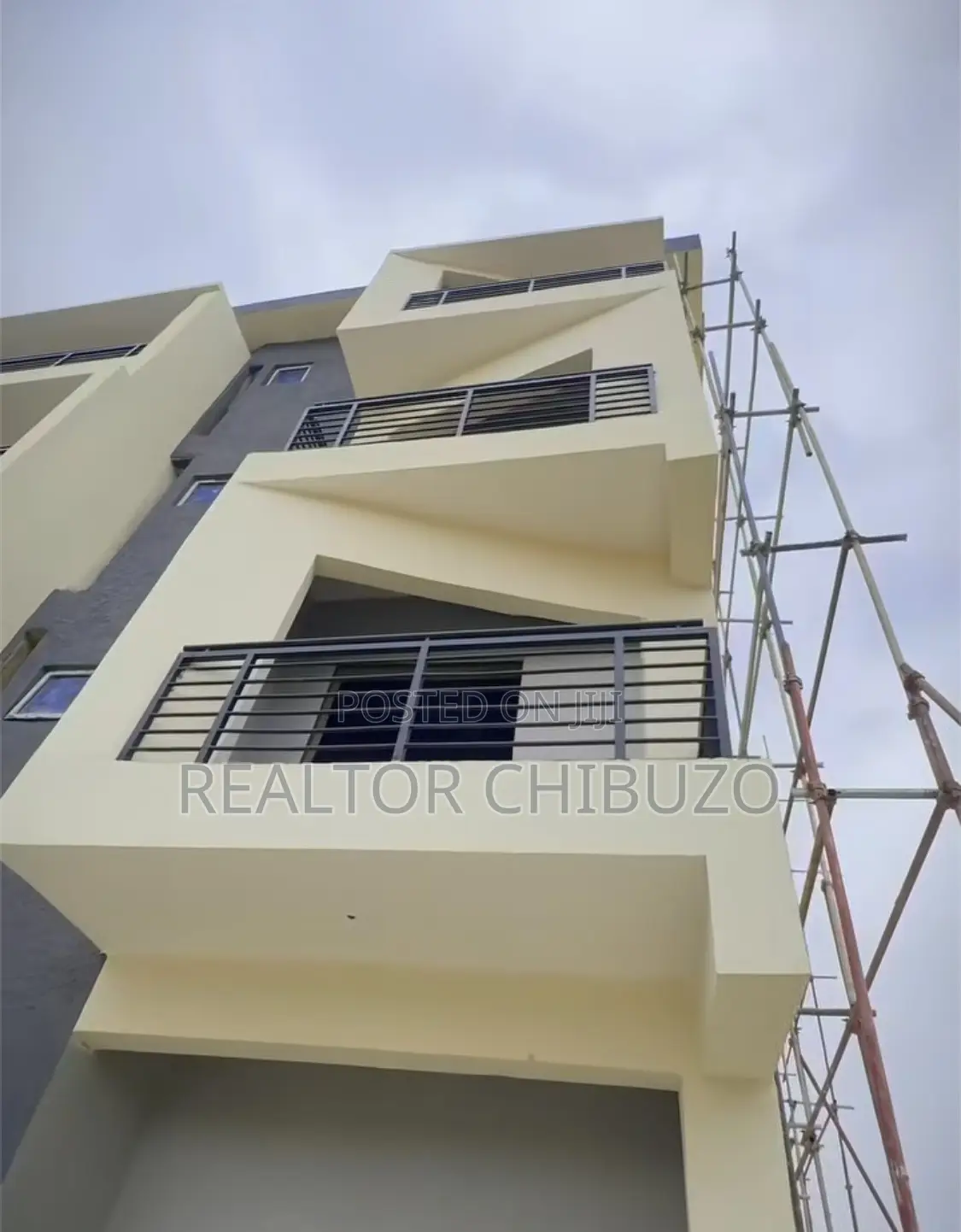 3bdrm Block of Flats in Abuja Top Realty, Durumi for sale in Durumi