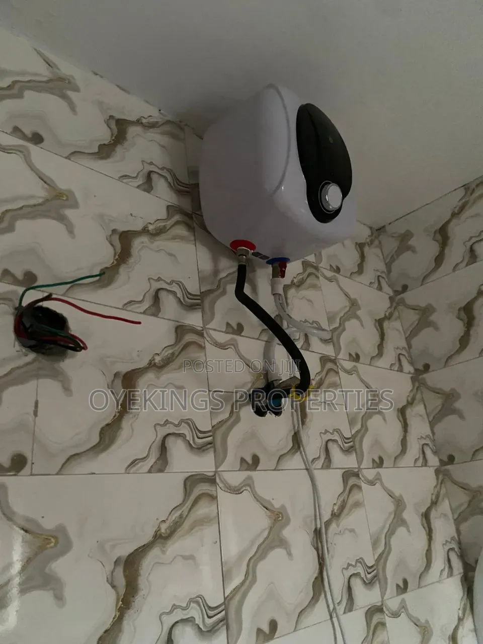 3bdrm Bungalow in Abapanu, Oluyole for sale in Oluyole