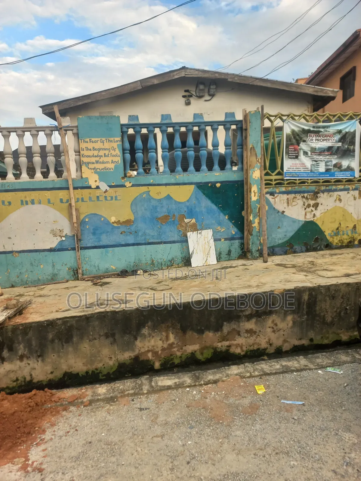Demolishable Bungalow in Berger
