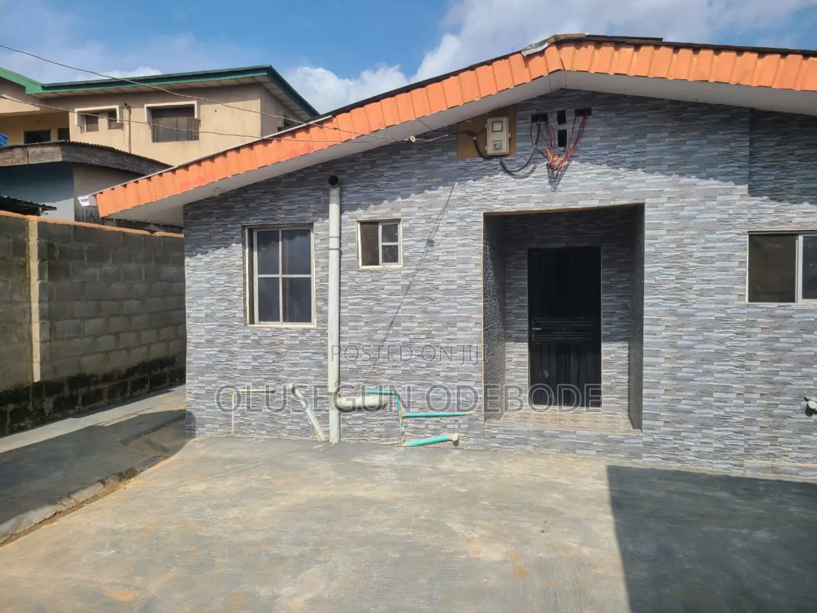 8bdrm Bungalow in Olowora, Berger for sale in Berger