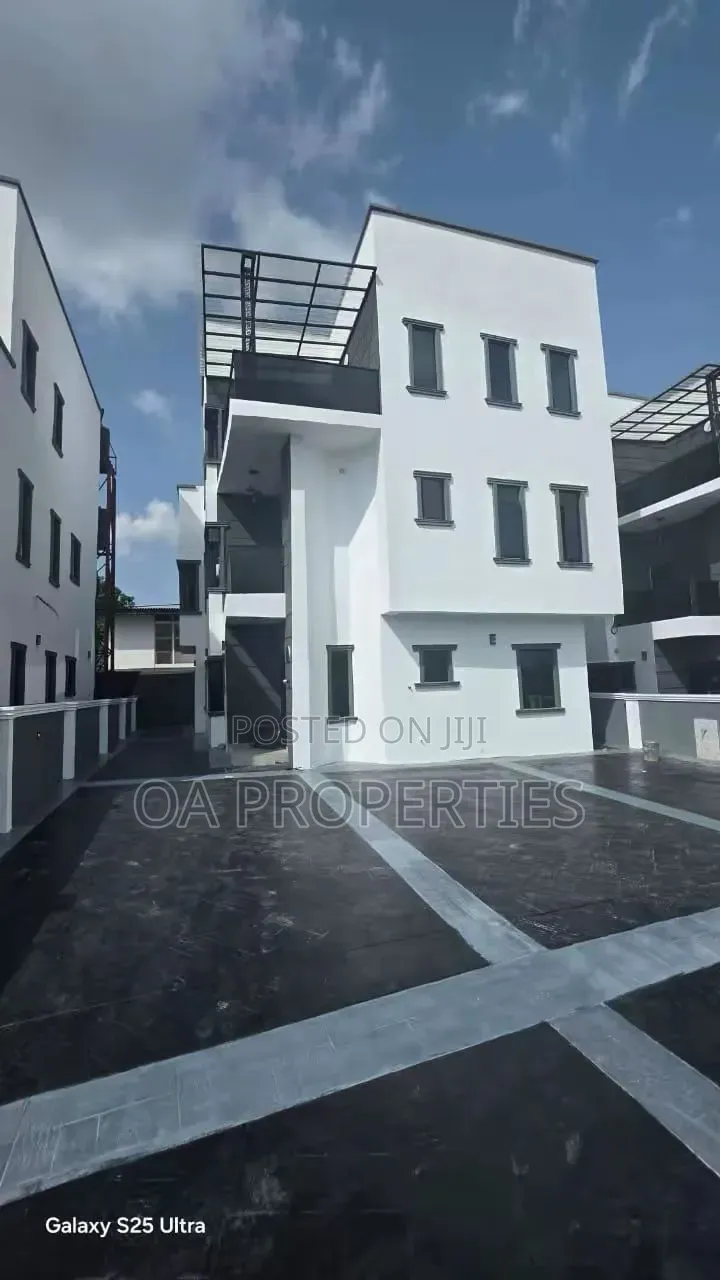 5bdrm Duplex in Ibadan for sale in Ibadan