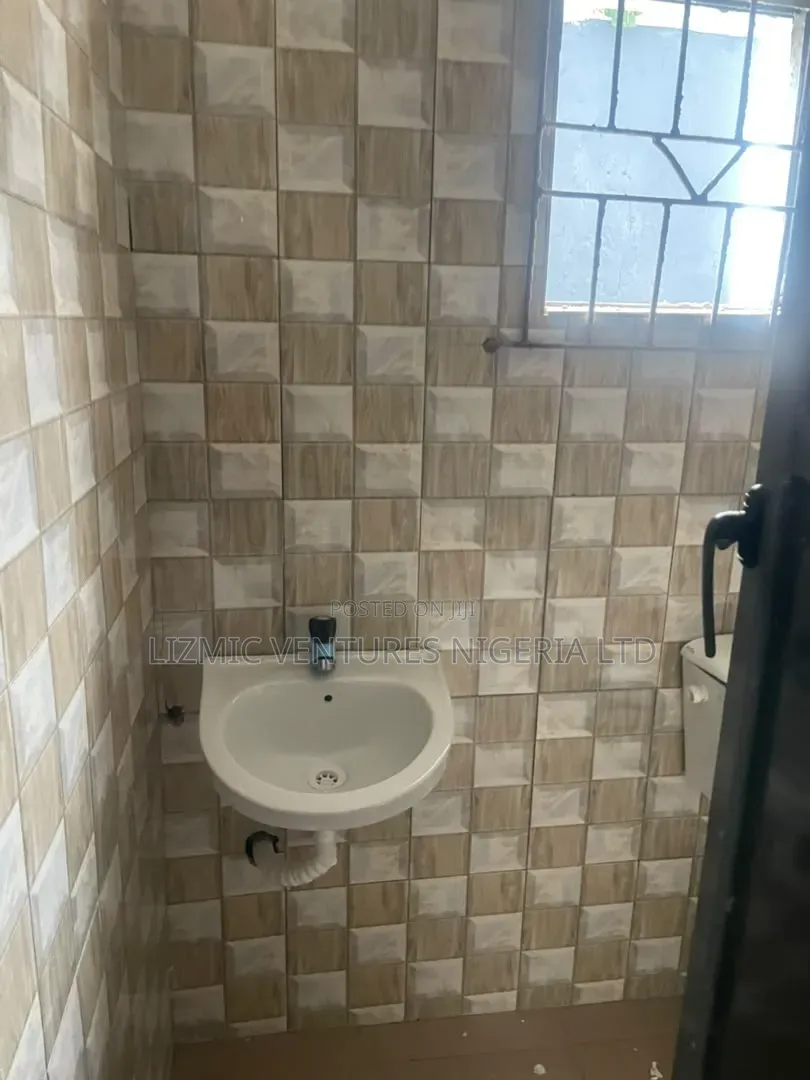 2bdrm Apartment in Moshalashi, Igando / Ikotun/Igando for rent in Igando / Ikotun/Igando