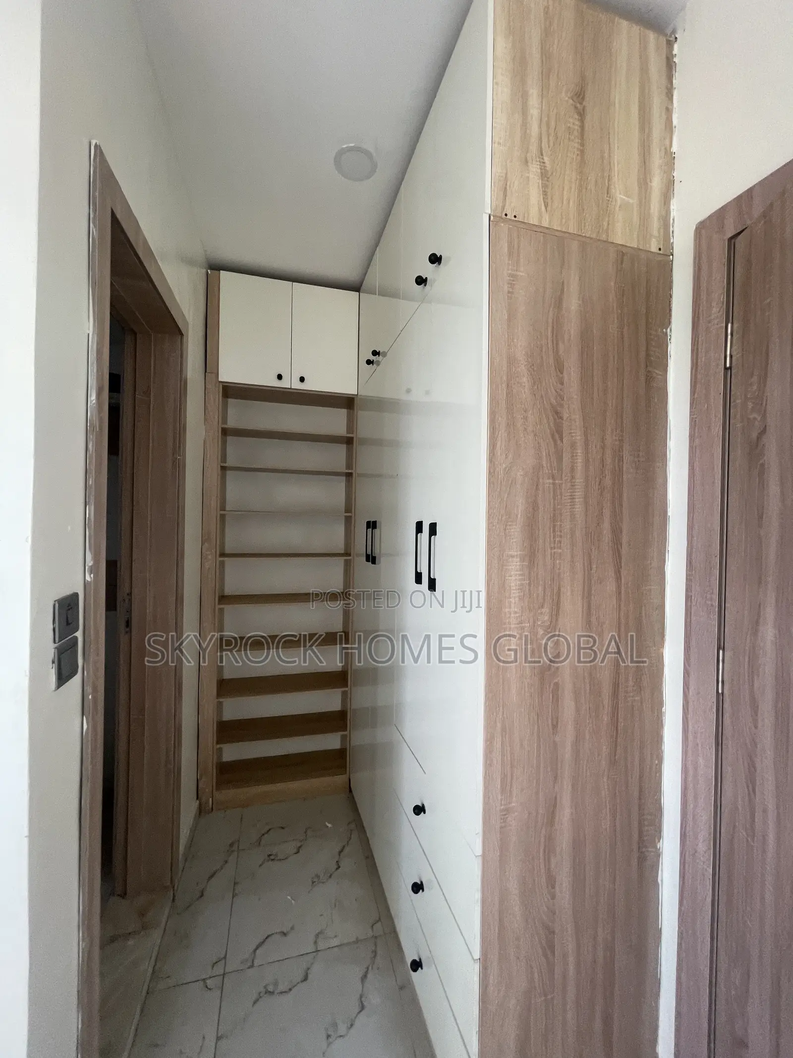 3bdrm Duplex in Abraham Adesanya Estate for rent in Abraham Adesanya Estate