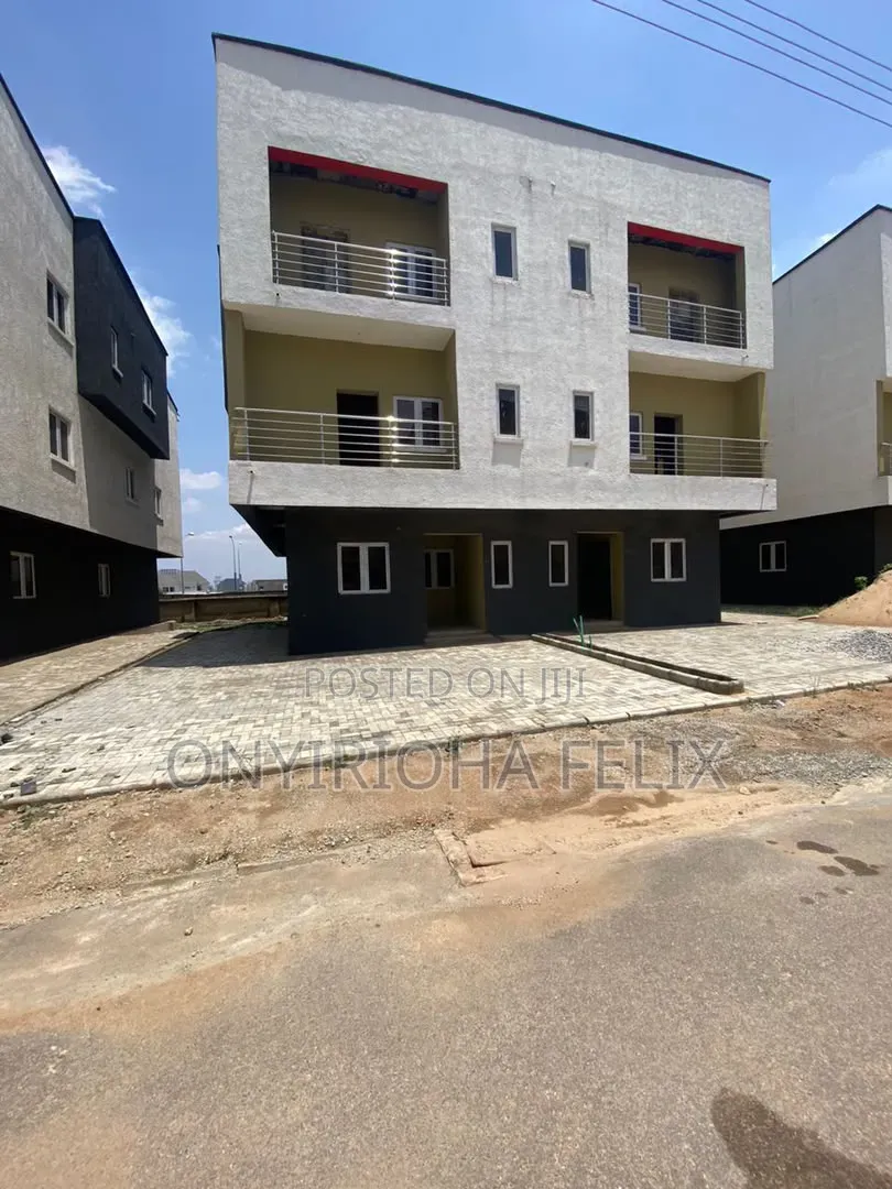 5bdrm Townhouse/Terrace in Katampe Extension for sale in Katampe Extension