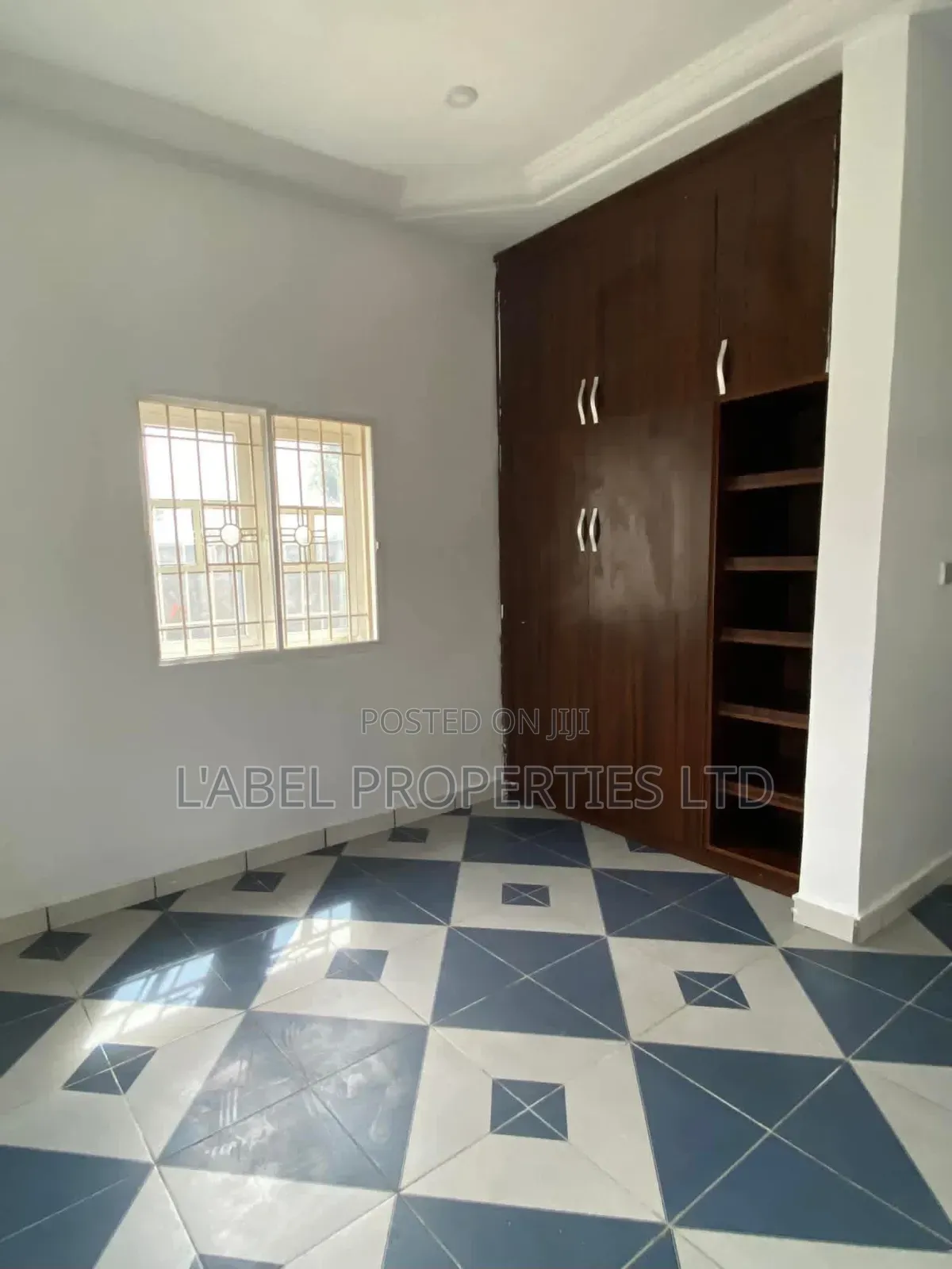 3bdrm Bungalow in Sungold Estate for rent in Galadimawa