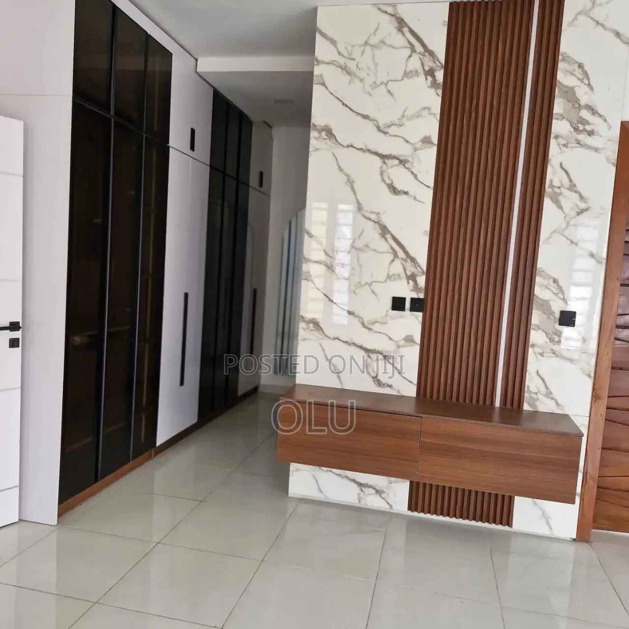 5bdrm Duplex in Chevron Lekki for sale in Chevron