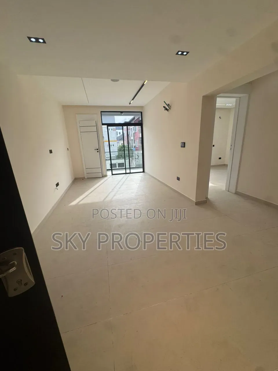 2bdrm Apartment in Ikate for sale in Ikate