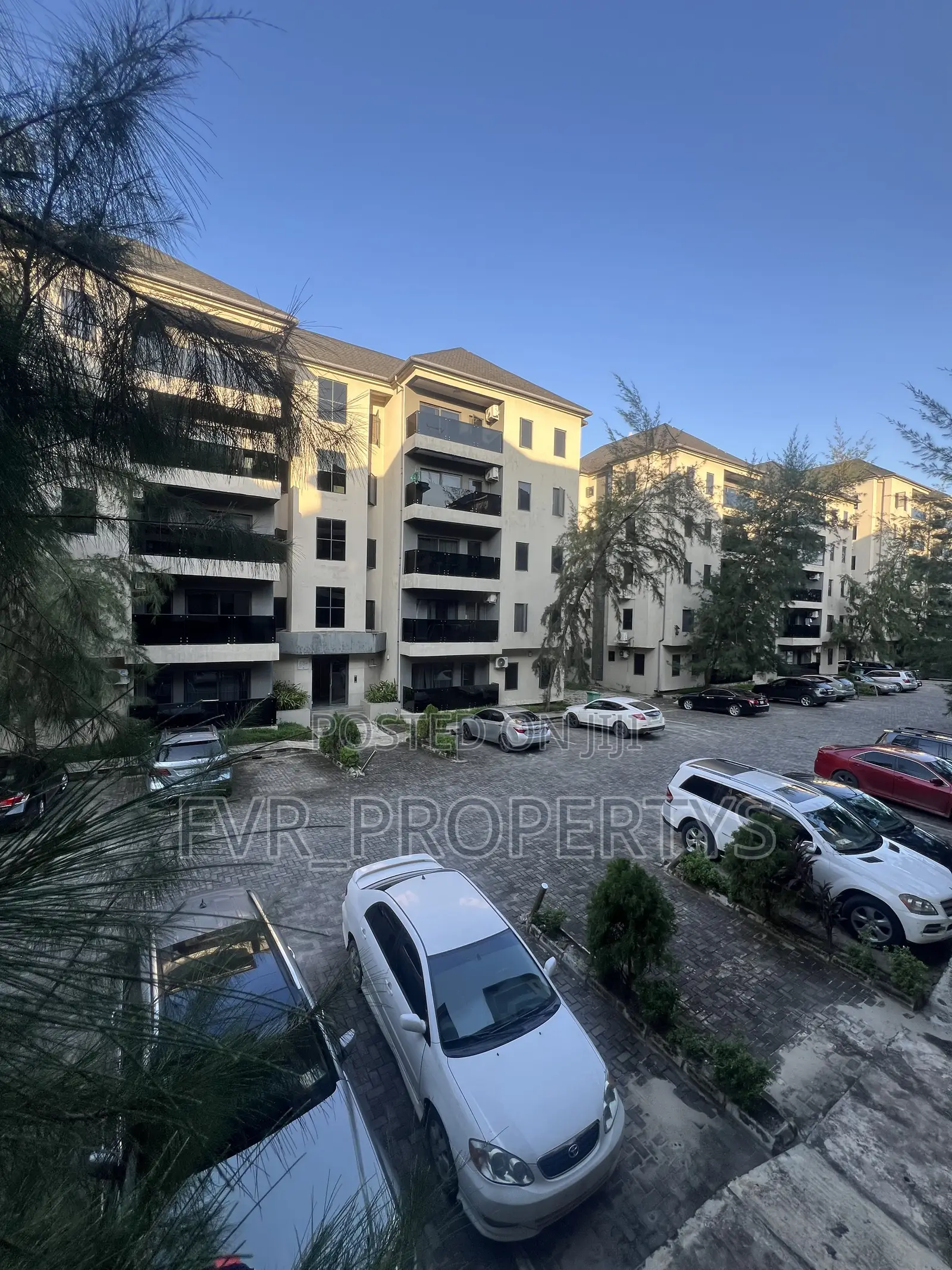 Furnished 3bdrm Block of Flats in Megamond, Ikota for rent in Ikota