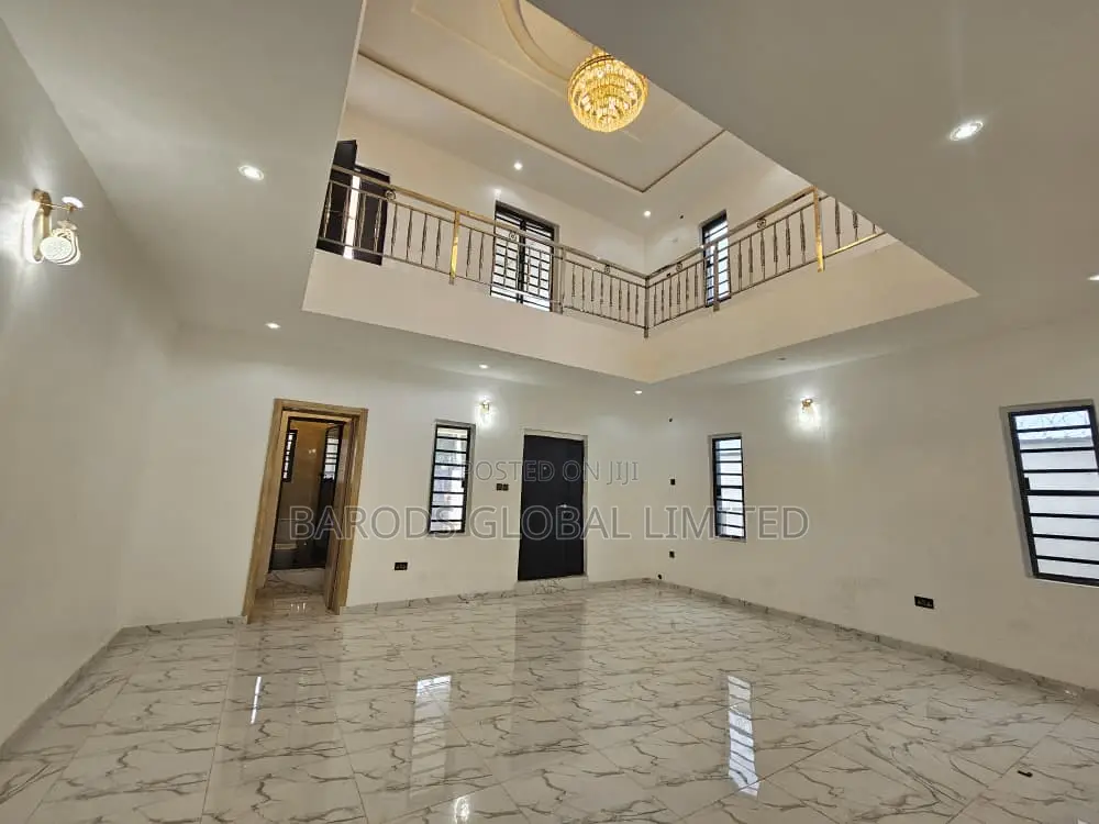 5bdrm Duplex in Abeokuta South for sale in Abeokuta South