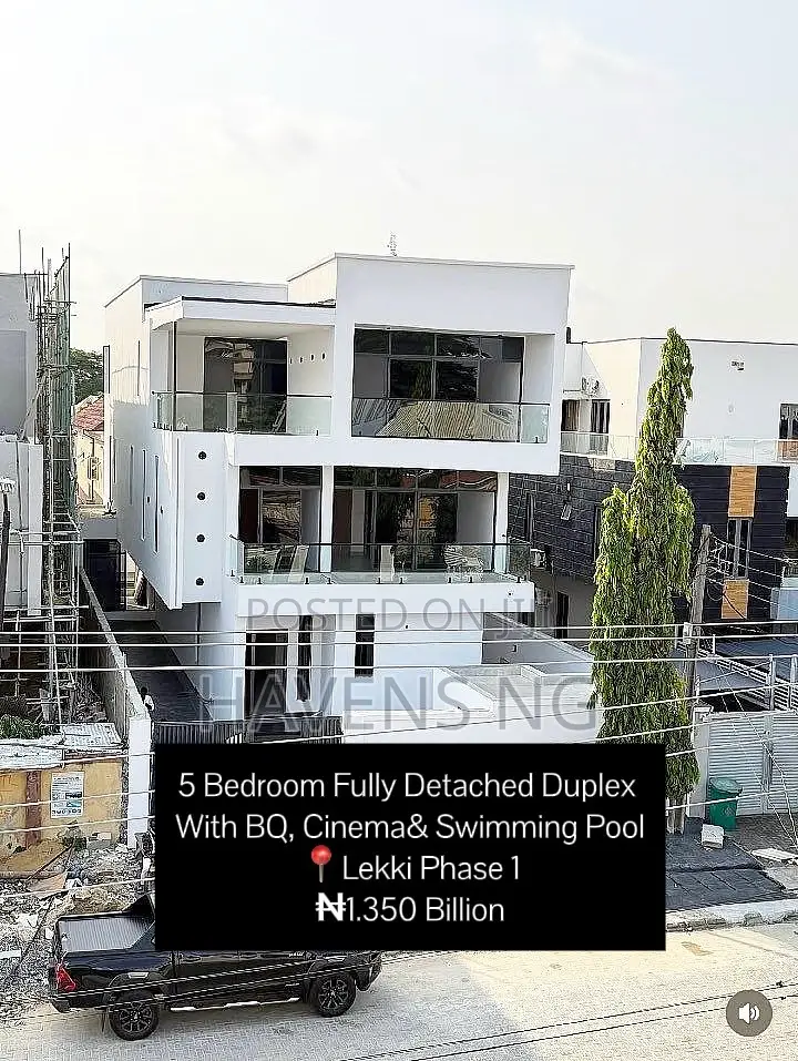 5bdrm Duplex in Lekki Phase 1 for sale in Lekki Phase 1