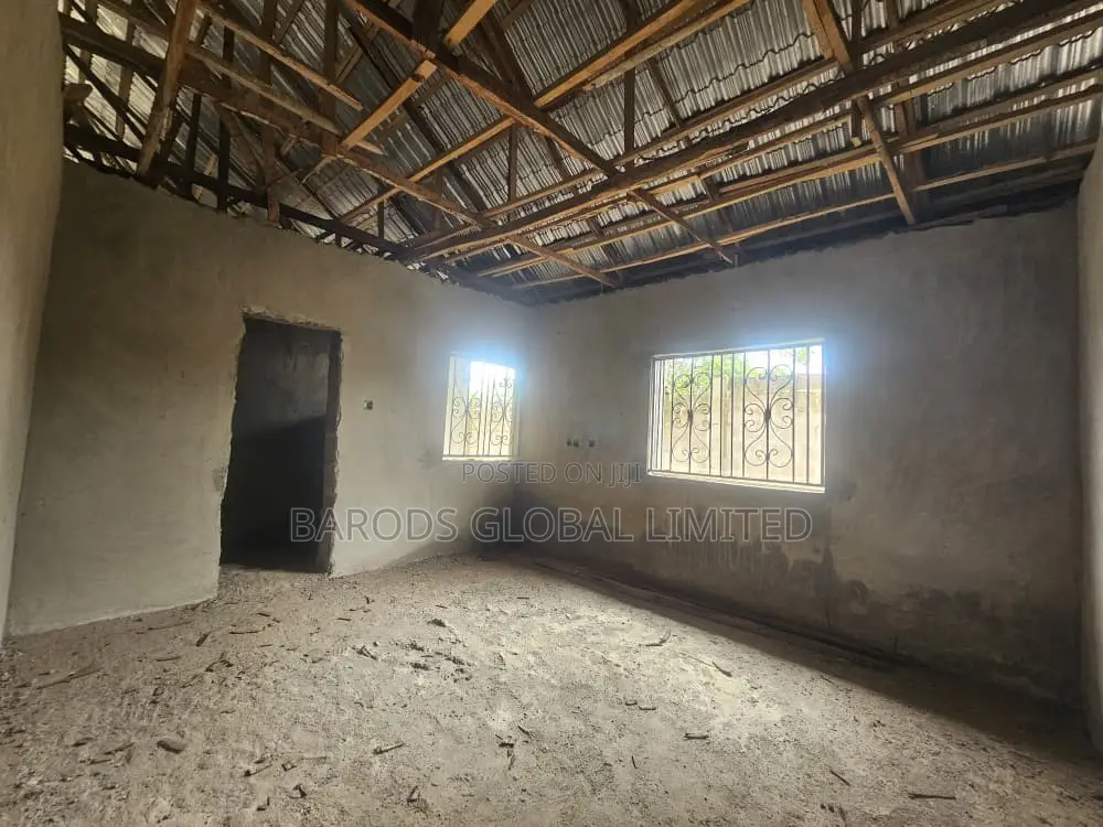 5bdrm Bungalow in Sweet Estate,, Abeokuta South for sale in Abeokuta South