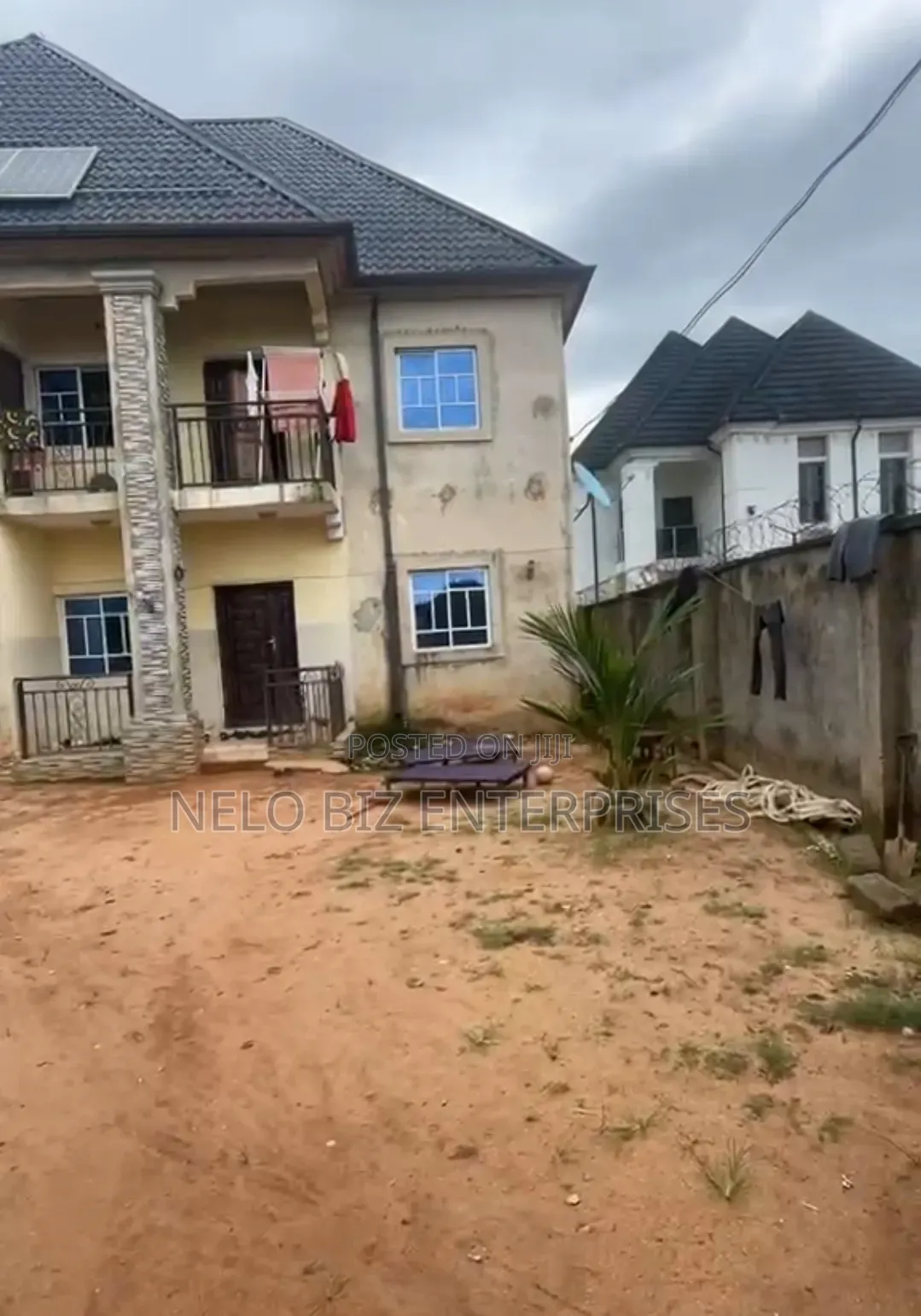8bdrm Apartment in Owerri for sale in Owerri