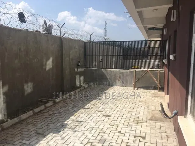 5bdrm Townhouse/Terrace in Redwood Estate., Idu Industrial for sale in Idu Industrial