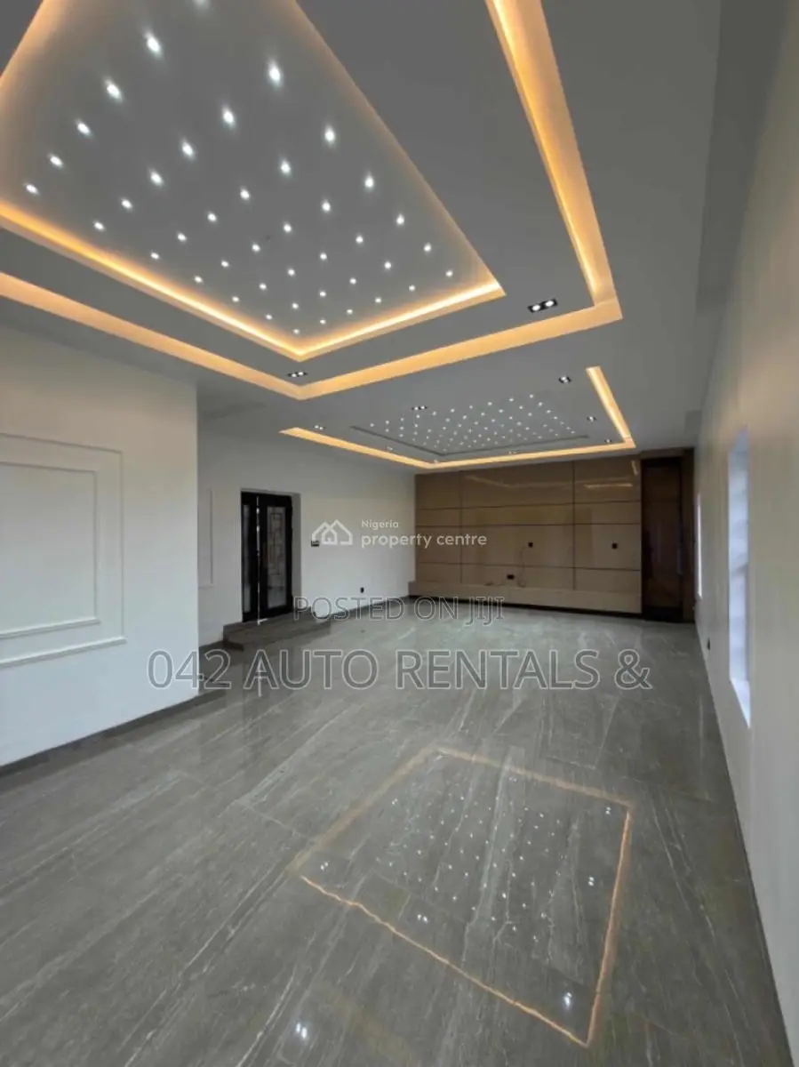 5bdrm Duplex in Transekulu, Enugu for sale in Enugu