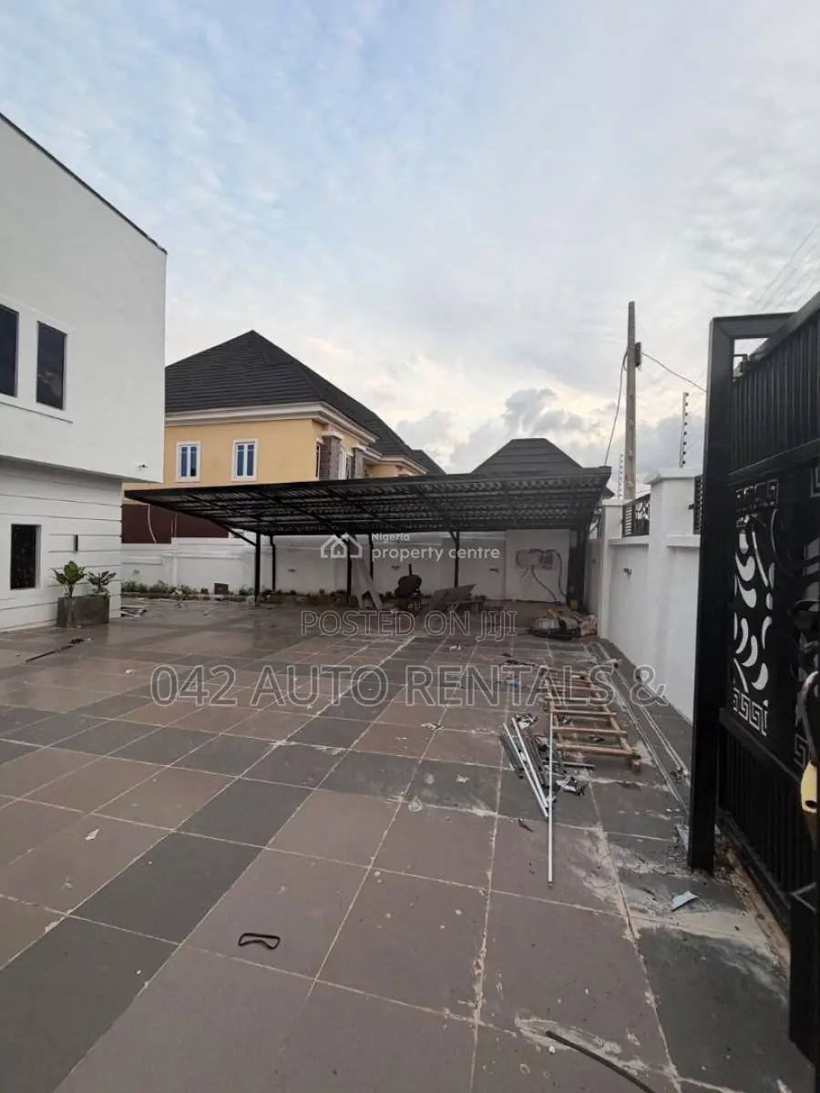 Furnished 5bdrm Duplex in Wtc Enugu for sale in Enugu