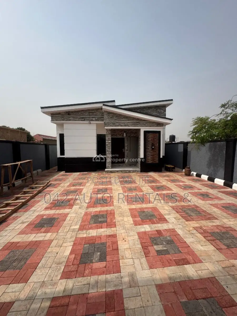 4bdrm Bungalow in Harmony Estate, Enugu for sale in Enugu