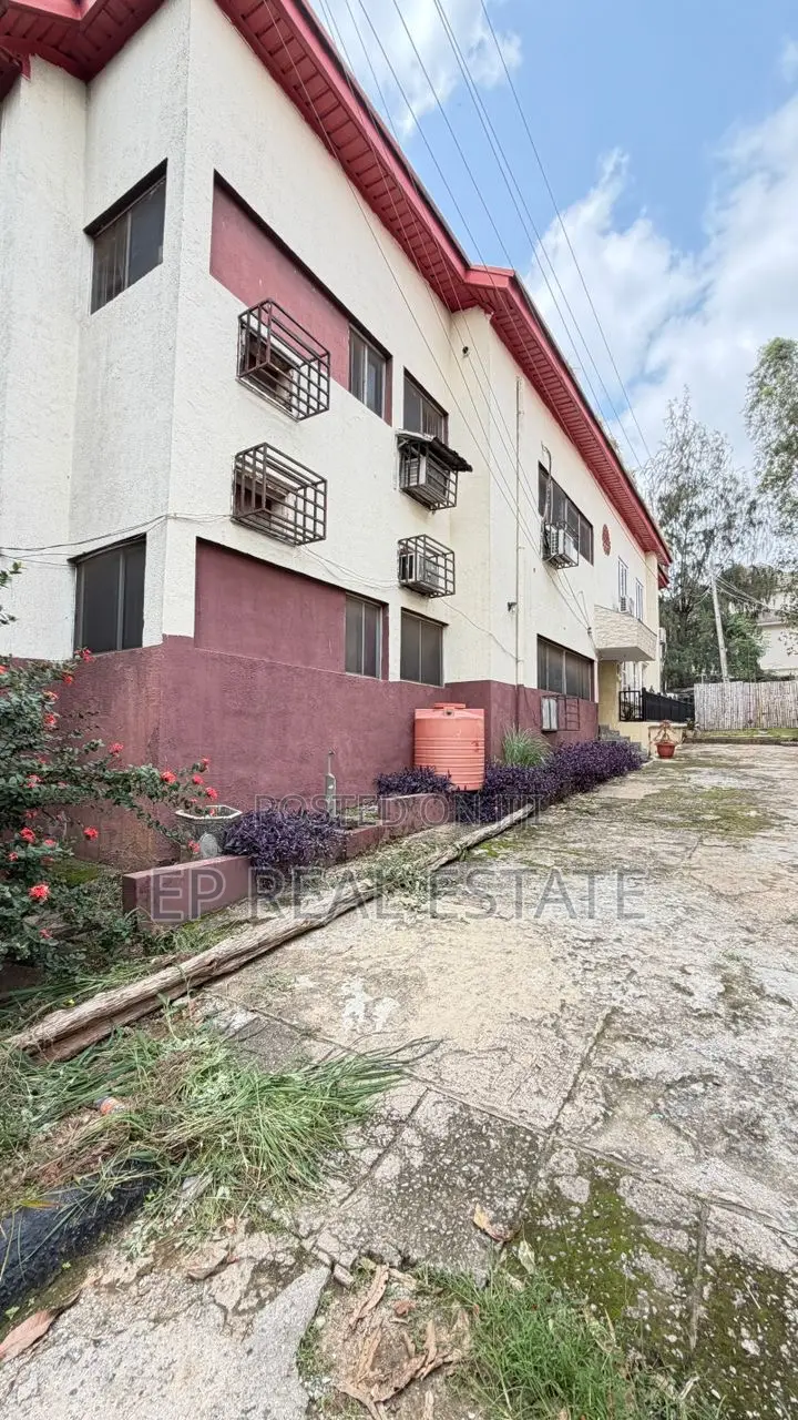 3bdrm Apartment in Maitama for sale in Maitama