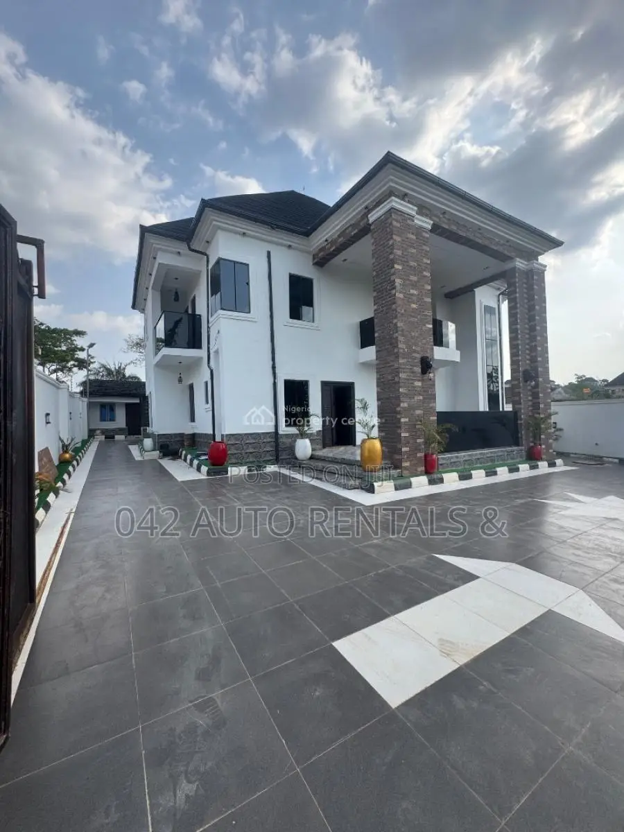 Furnished 4bdrm Duplex in Transekulu, Enugu for sale in Enugu