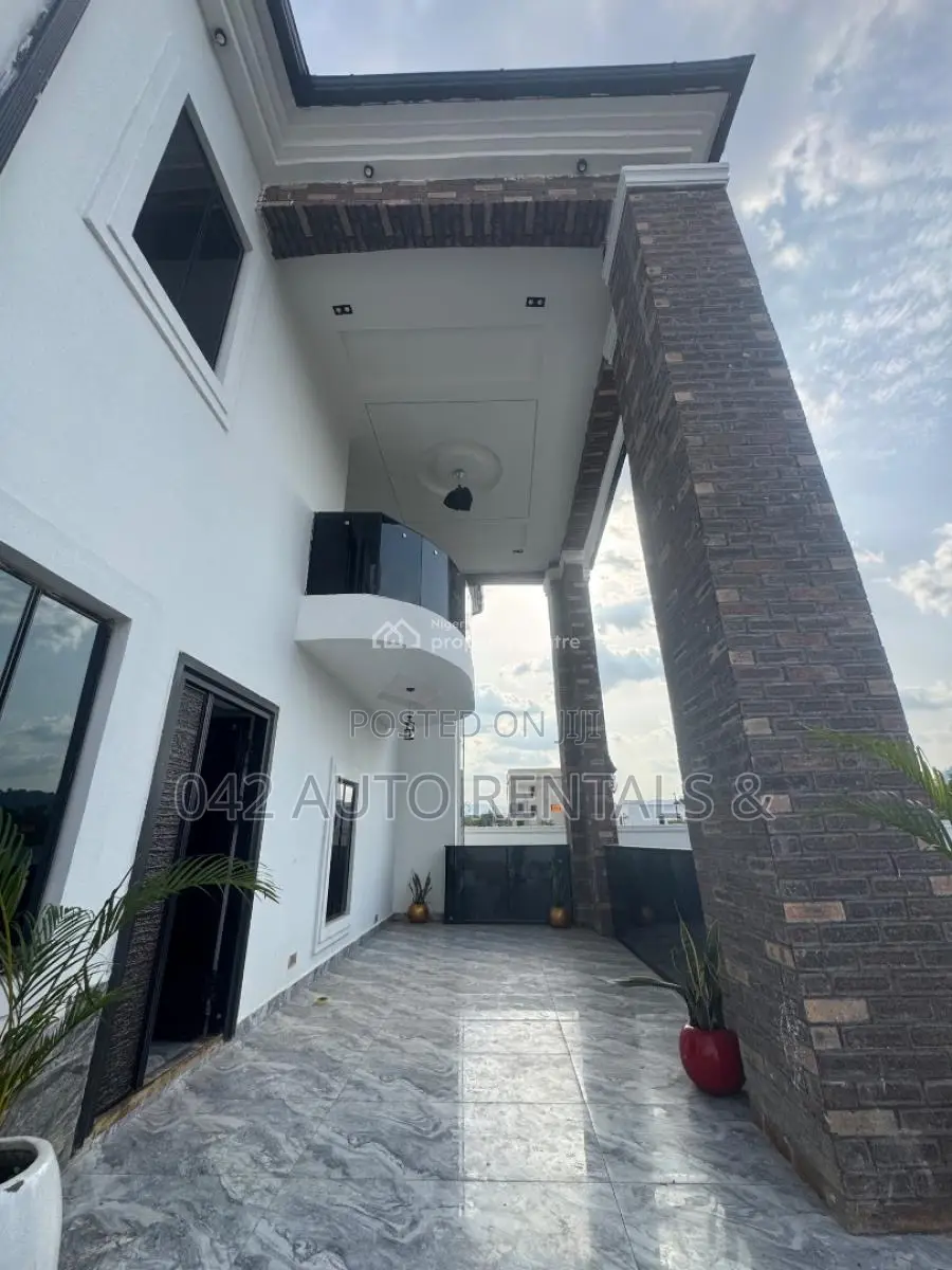 Furnished 4bdrm Duplex in Transekulu, Enugu for sale in Enugu
