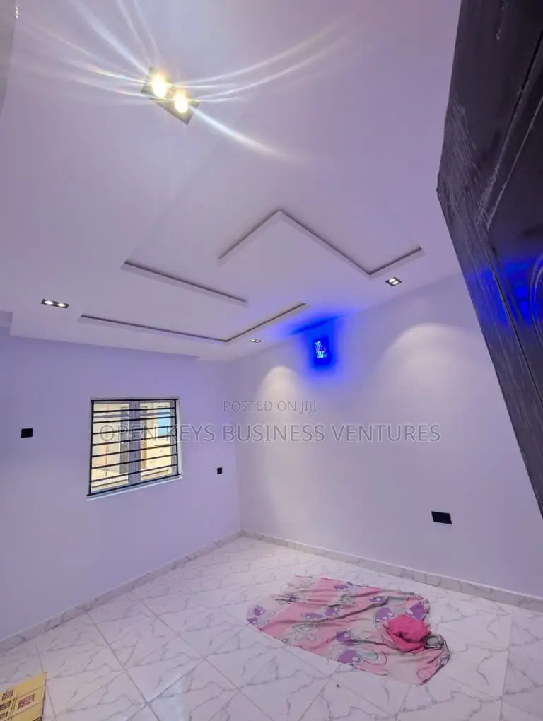 Furnished 3bdrm Bungalow in Ajimobi, Idishin for sale in Idishin