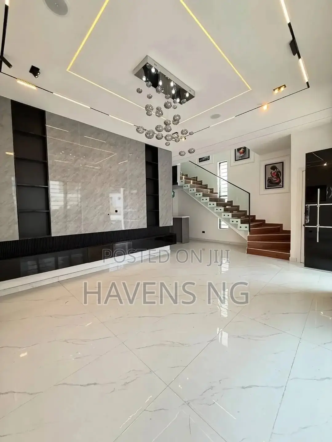 5bdrm Duplex in Ikota for sale in Ikota