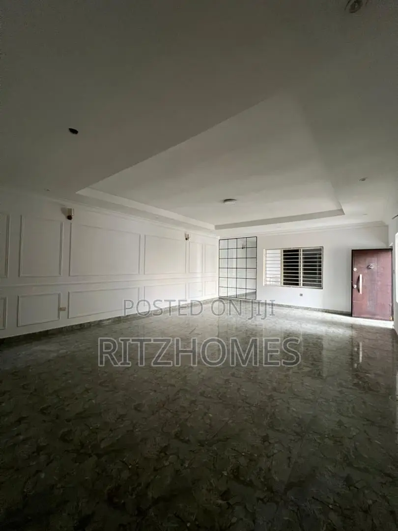 2bdrm Apartment in Off Lekki-Epe Expressway for rent in Off Lekki-Epe Expressway