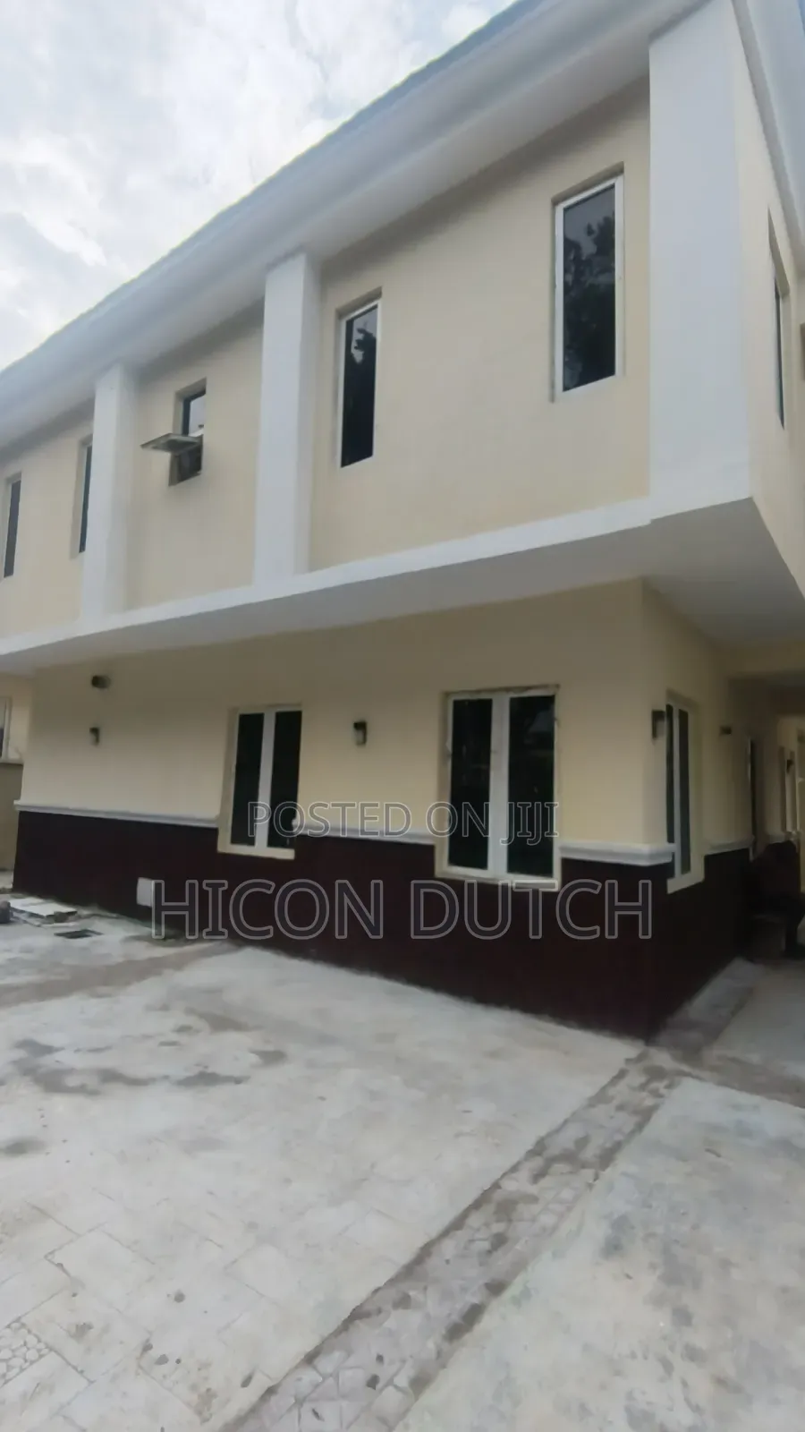 3bdrm Duplex in Off 1St Avenue, Gwarinpa for rent in Gwarinpa