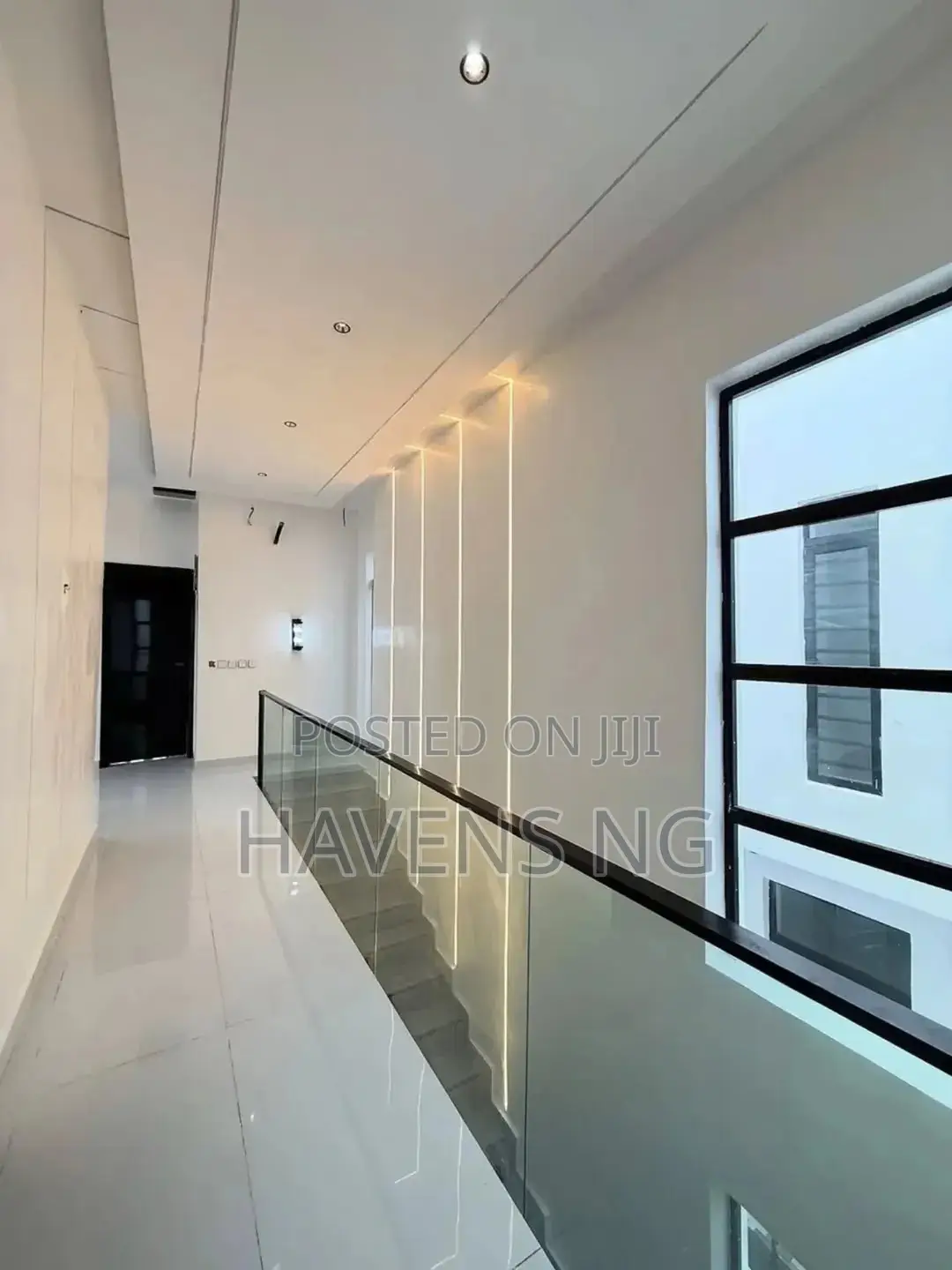5bdrm Duplex in Lekki Phase 2 for sale in Lekki Phase 2