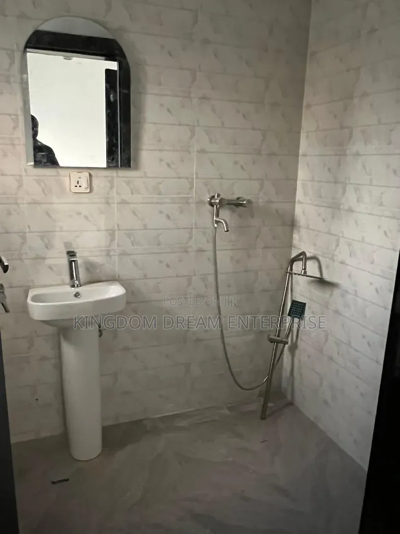 Mini Flat in Ikota Lekki for rent in Lekki Expressway