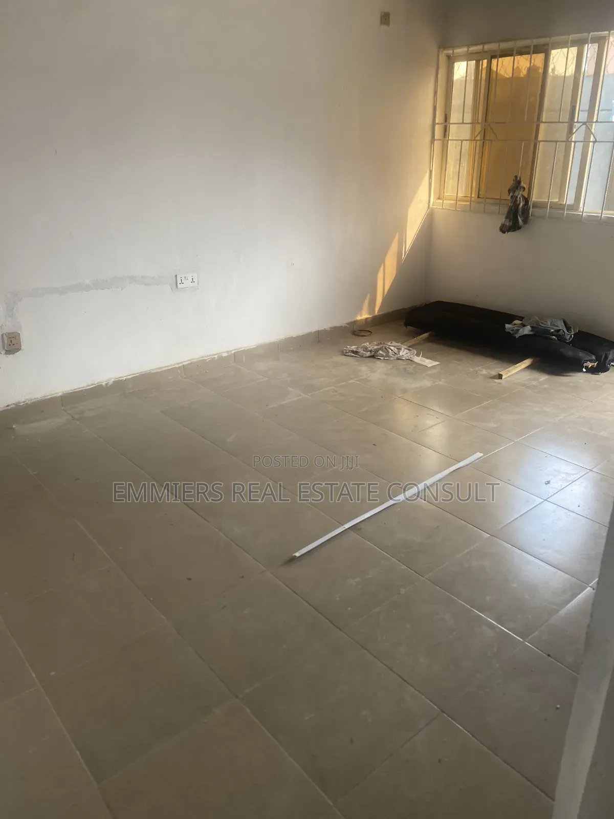 2bdrm Apartment in Off Lekki-Epe Expressway for sale in Off Lekki-Epe Expressway