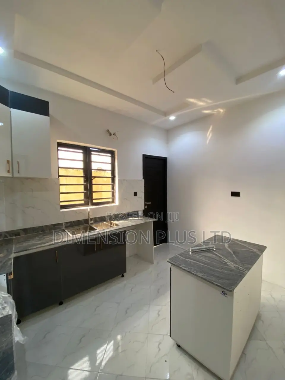 3bdrm Duplex in Sangotedo for sale in Sangotedo