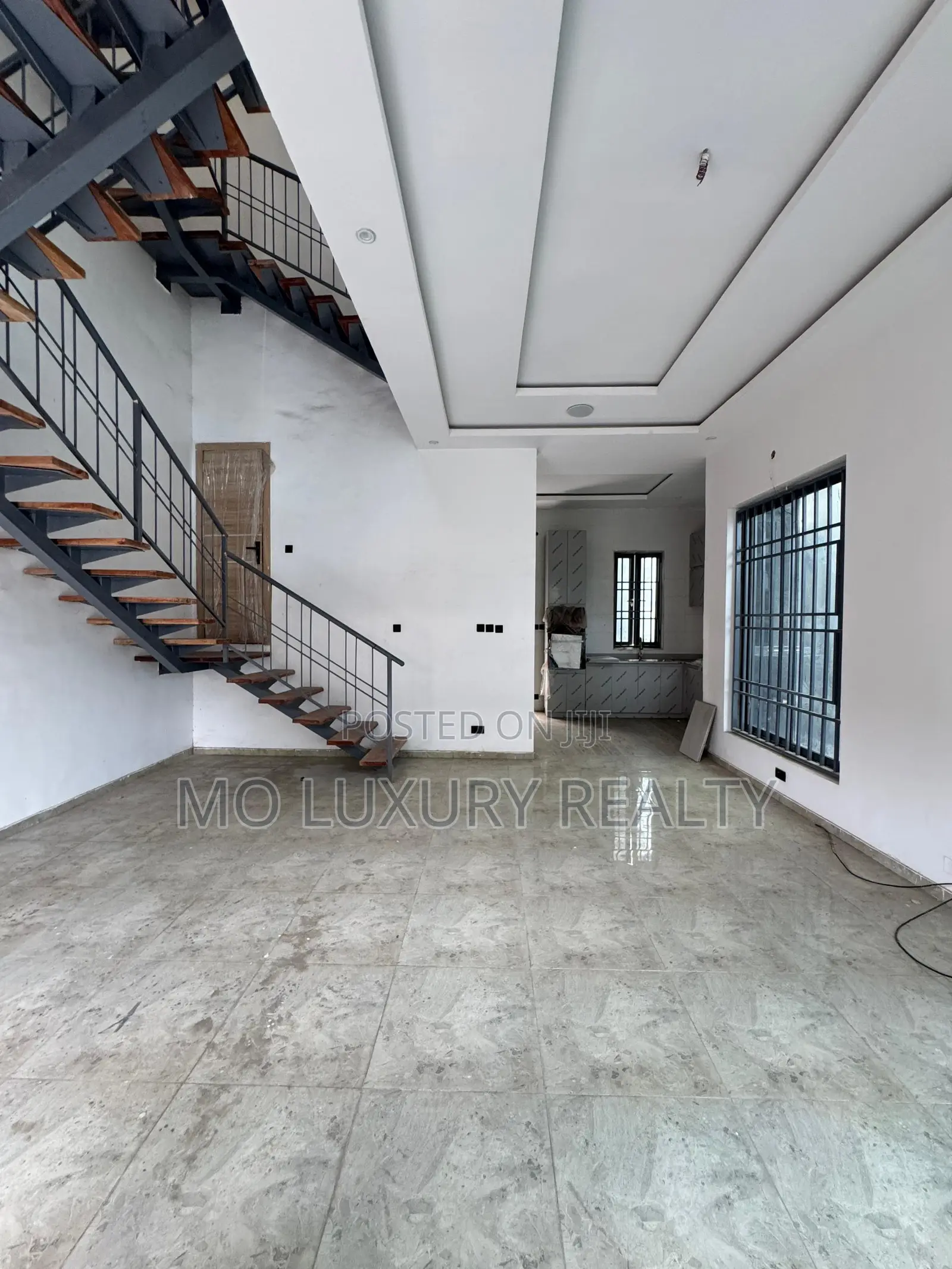 5bdrm Duplex in Ikate for sale in Ikate