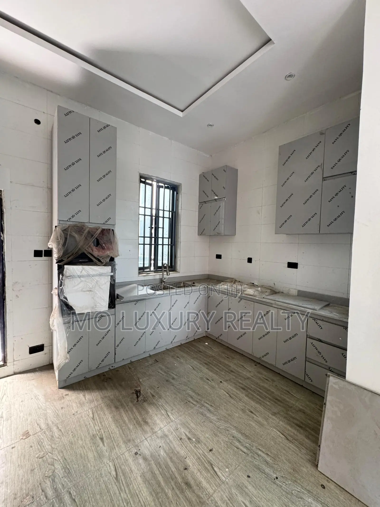 5bdrm Duplex in Ikate for sale in Ikate