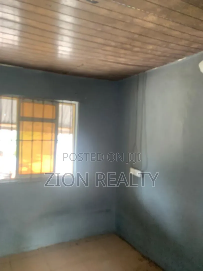 1bdrm Bedsitter in New Road, Awoyaya for rent in Awoyaya