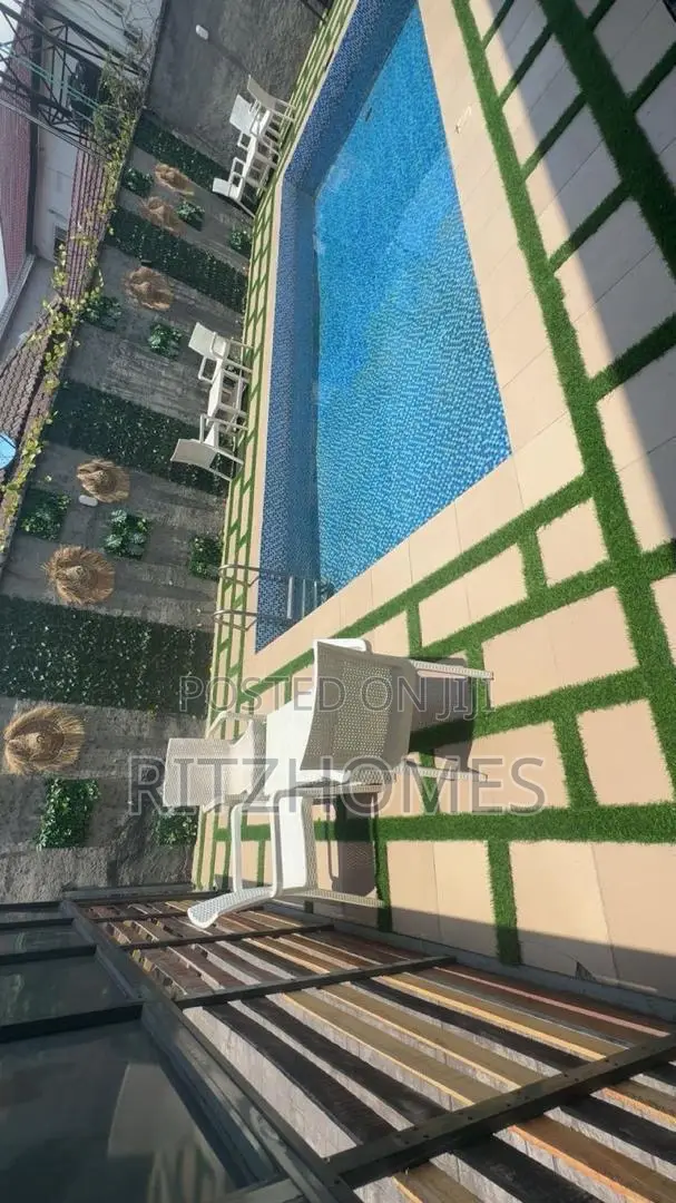 4 Bedroom Self Compound With Snooker, Private Pool and Private Cinema in Lekki Phase 1