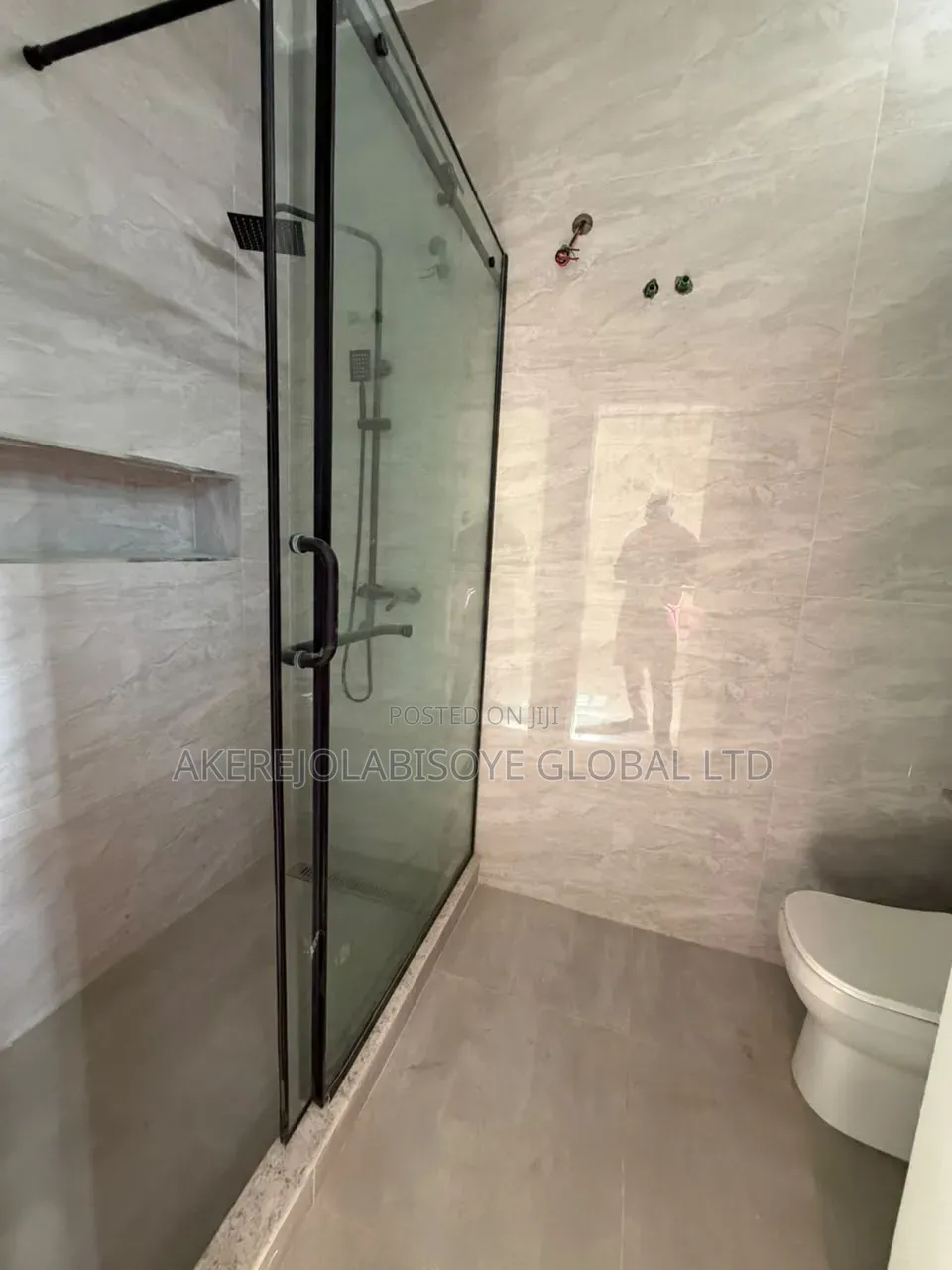4bdrm Duplex in Gwarinpa Main Abuja, Life Camp for sale in Life Camp