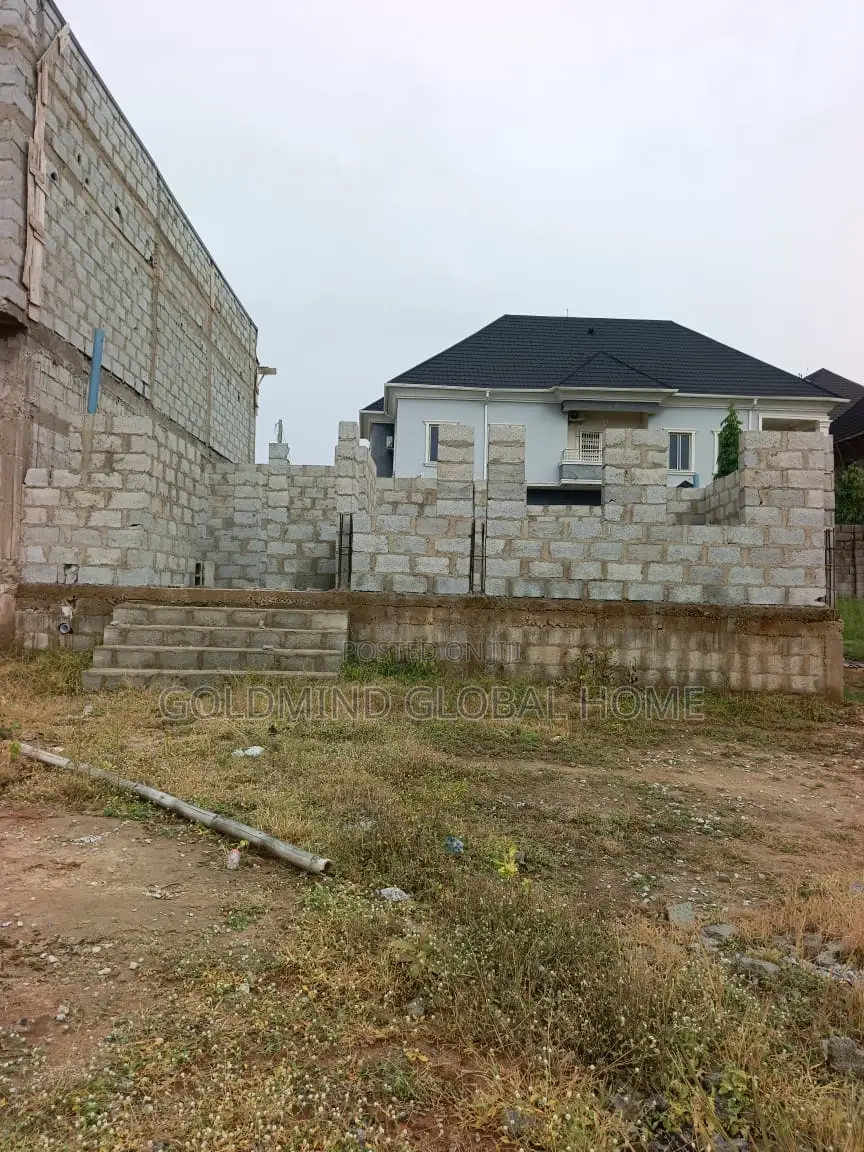 4bdrm Duplex in M&B Villa Estate, Sabon Lugbe for sale in Sabon Lugbe