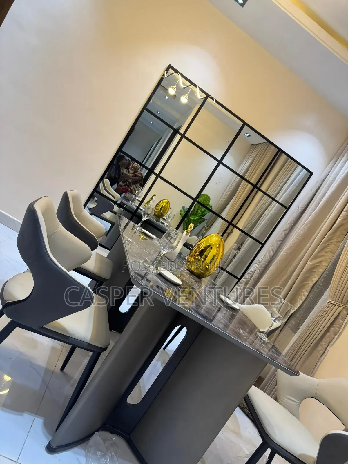 Magnificent Cozy 3bed Apartment in Shonibare Estate