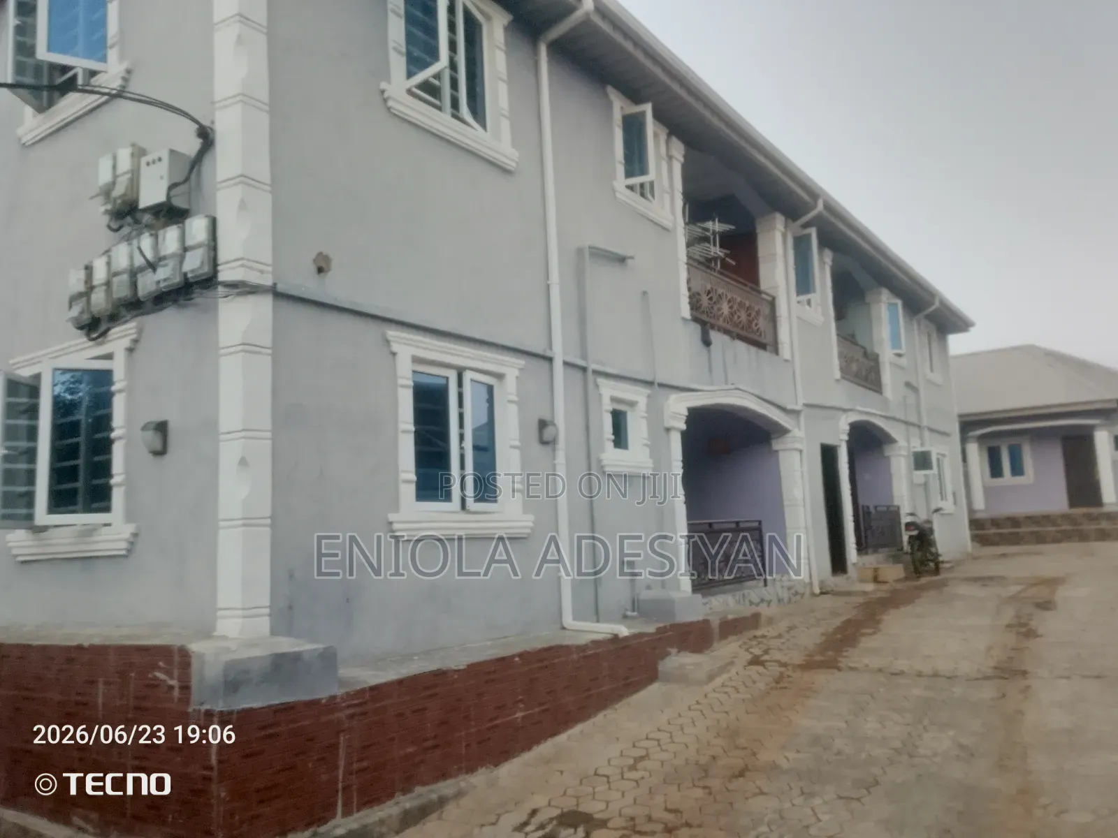 1bdrm Block of Flats in Awobo Pineapple, Igbogbo for rent in Igbogbo