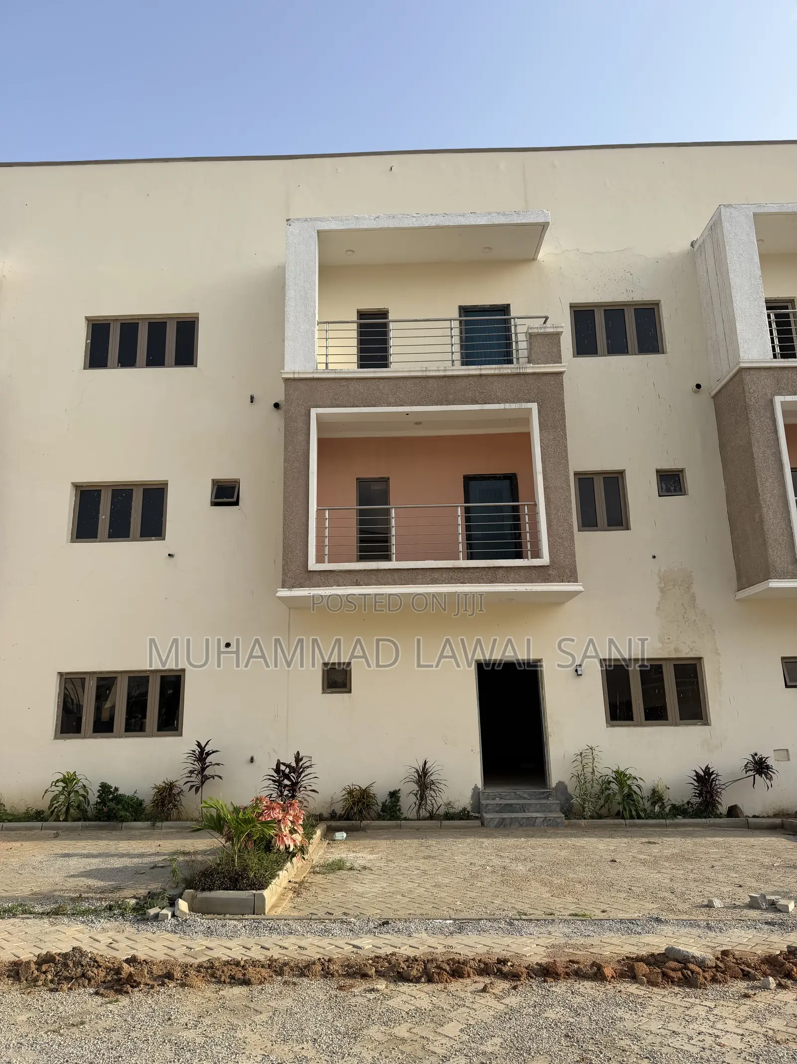 Furnished 4bdrm Duplex in Residential, Maitama for sale in Maitama
