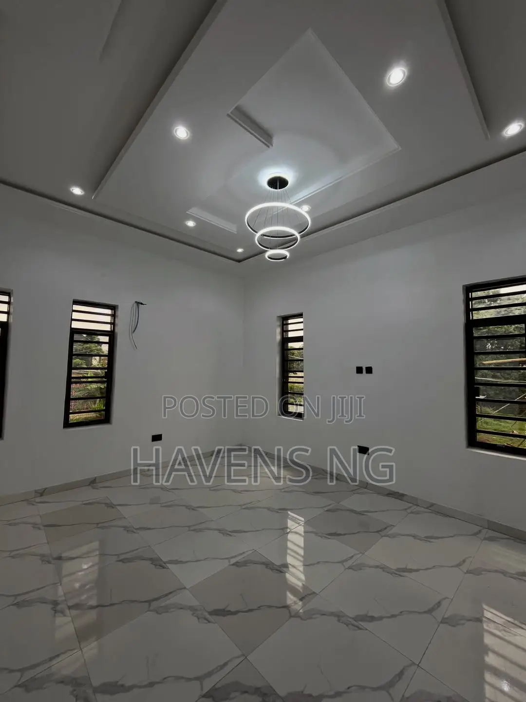 4bdrm Penthouse in Bodija for sale in Bodija