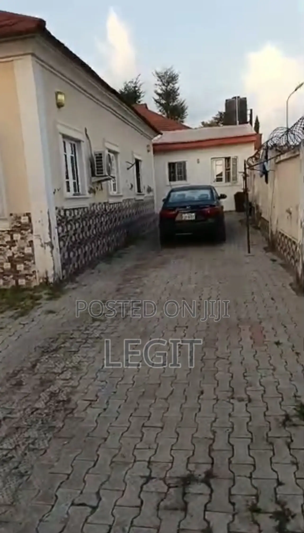 3bdrm Bungalow in Lugbe District for sale in Lugbe District