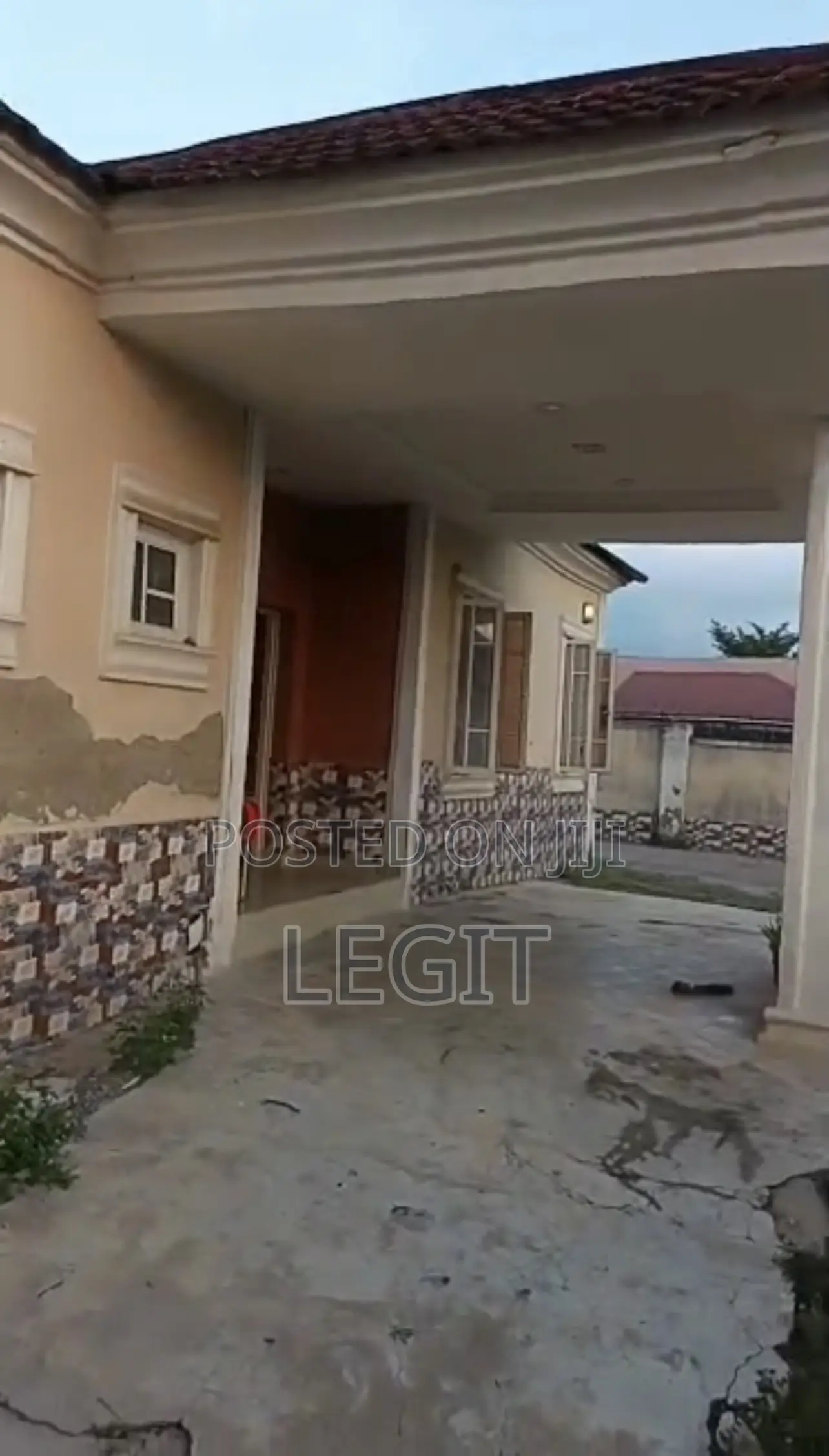 3bdrm Bungalow in Lugbe District for sale in Lugbe District