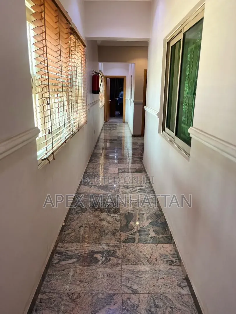 Furnished 3bdrm Duplex in Presidential Villa, Asokoro for rent in Asokoro