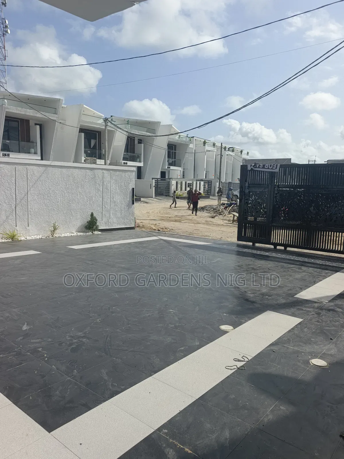 5bdrm Duplex in Ikota Gra Estate for sale in Ikota